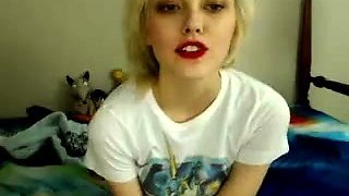 Chubby blonde brianna solo masturbation