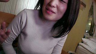 336KNB-260　【爆乳Iカップ】セックスレス2年！？舐め犬募集中の欲求不満奥様が登場！揺れる！弾む！たわみまくるっ！攻めに攻める爆乳四十八手！！！