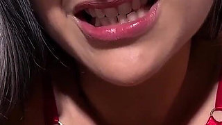 Colombian MILF Femdom Masturbates for You