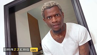 Brazzers - juicy stacey & pool dude jordi begin fooling around right next to Karina King until she joins for a 3some