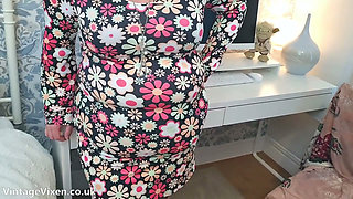 Cheating Slut Amateur Housewife wants YOUR Cock to Gag On
