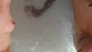 Lesbian Threesome in the Jacuzzi