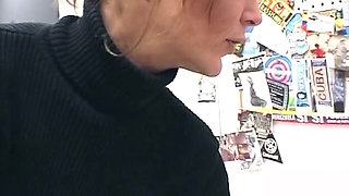 Mature Blonde Dildos Wet Pussy Till Clenching Orgasm