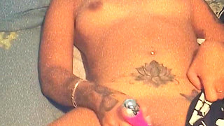 My Boyfriend Likes to Record Me While I Dance to Him Very Sensually and I End up as He Likes, That I Get Multiorgasmic