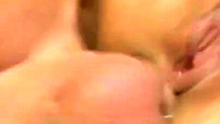 Sexy Susi and Bodo pee