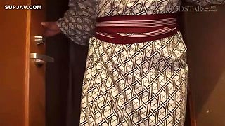 Obedient Hot Spring Trip: Big-Busted Asian Woman in Kimono and Yukata x1x63BA399F02AD5992DF