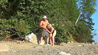 Pickup Sexy MILF on Coast
