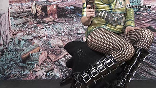 405 Brunette Strict Warrior Girl Victoria Daniels