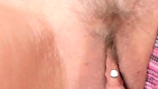 Real Hot Wife MILF Camgirl Jess Ryan Twerking
