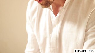 Innocent Anissa Kate and Vince Karter at reverse cowgirl xxx