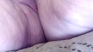 Vibrate my clit