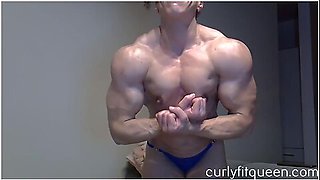 Milf Gym Rat Flexing Her Daily Pump