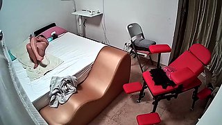 Sexy blonde amateur hidden cam HD videos