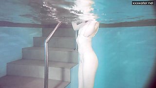 Princess's tight ass dirt by Underwater Show