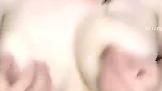 Amateur masturbating on webcam