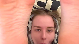Blowjob Showing My Feet JOI