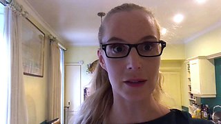 StripCamFun Blonde Amateur MILF Webcam for You