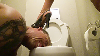 Cuckold 2 (lick My Toilet Clean!)