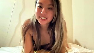 Beauty small tit amateur teen masturbating her shaved pussy