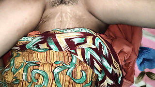 Mera Hot Bhabhi Ke Sath Aaj Bedroom Ke Andar Chudai in Hindi Couples