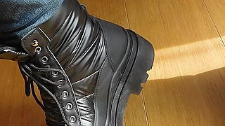 She Makes His Fucking Testicles Swell! Hard Kicking, Punching, Pumping - Dave Moon - Jennifer - Bbusting (ballbusting)