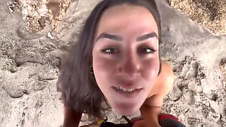 I Meet a Nymphomaniac on the Beach and She Makes Me Cum Twice