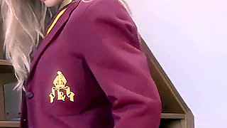 Shoe Show Featuring Sammi Tye