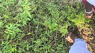 Sona bhabhi outdoor public place fucking with her father-in-law when they return home from school,bahu sasur chudachudi