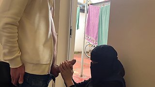 Public quickie head by Arab MILF in hijab with cum in her mouth