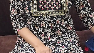 Indian Saara Teach Step Brother Viral Video Hindi Audio Sara Is Teaching Her Step Brother What Kind of Bras and