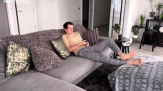 Muslim Maid Catches Her Boss Wanking