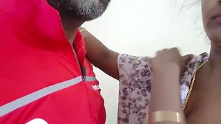 Hot desi tamil aunty, fuck food delivery boy, semmaiya sappi okka ready aitaaa.