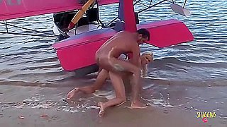 Impressive Hustlers Outdoor Fucking Action