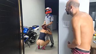 Naughty Redhead Wife Fucks Delivery Boy in 4K - Hot Cheating Cuckold Action!