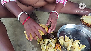 Desi Bhabhi Looks Very Hot While Cutting Fruits