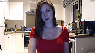 Amateur webcam brunette loves sucking on some fat cock