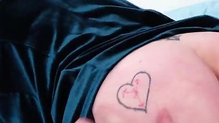 Dirty anal for a split-tongue french newbie