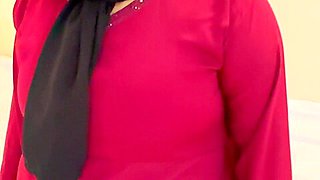 Fucking A Chubby Muslim Wearing A Red Burqa &amp; Hijab (part-2)