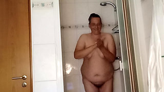 BBW Shower Tease - Watch Me Get Wet & Soapy