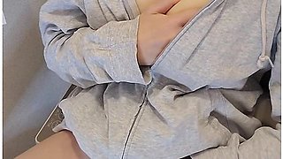 Female College Student Toilet Masturbation! I Held My Pee And Masturbated. Japanese Uncensored