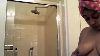 Leann amateur beautiful brunette with big boobs