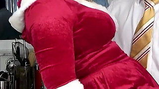 Old Boss Cheats on His Wife with a Teen Girl at Christmas!