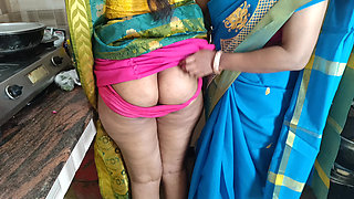 Kitchen lesbian romance