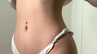 Cute amateur brunette naughty in solo jerking show on camera