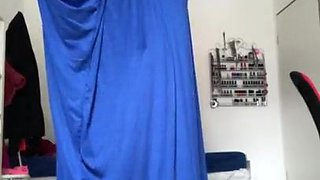 Fatima draining in a glas