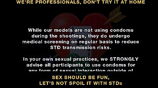 Hot amateur blonde teens fingers her ass on free chat