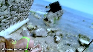 Brazilian MILF Manuella Pimenta fucked at the beach - MMM100