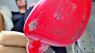 Cute amateur webcam girl masturbating close up to the camera