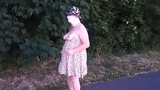 0032 Public. I show myself naked, playing with my pussy.