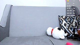 Hot amateur webcam teen masturbates for their fans